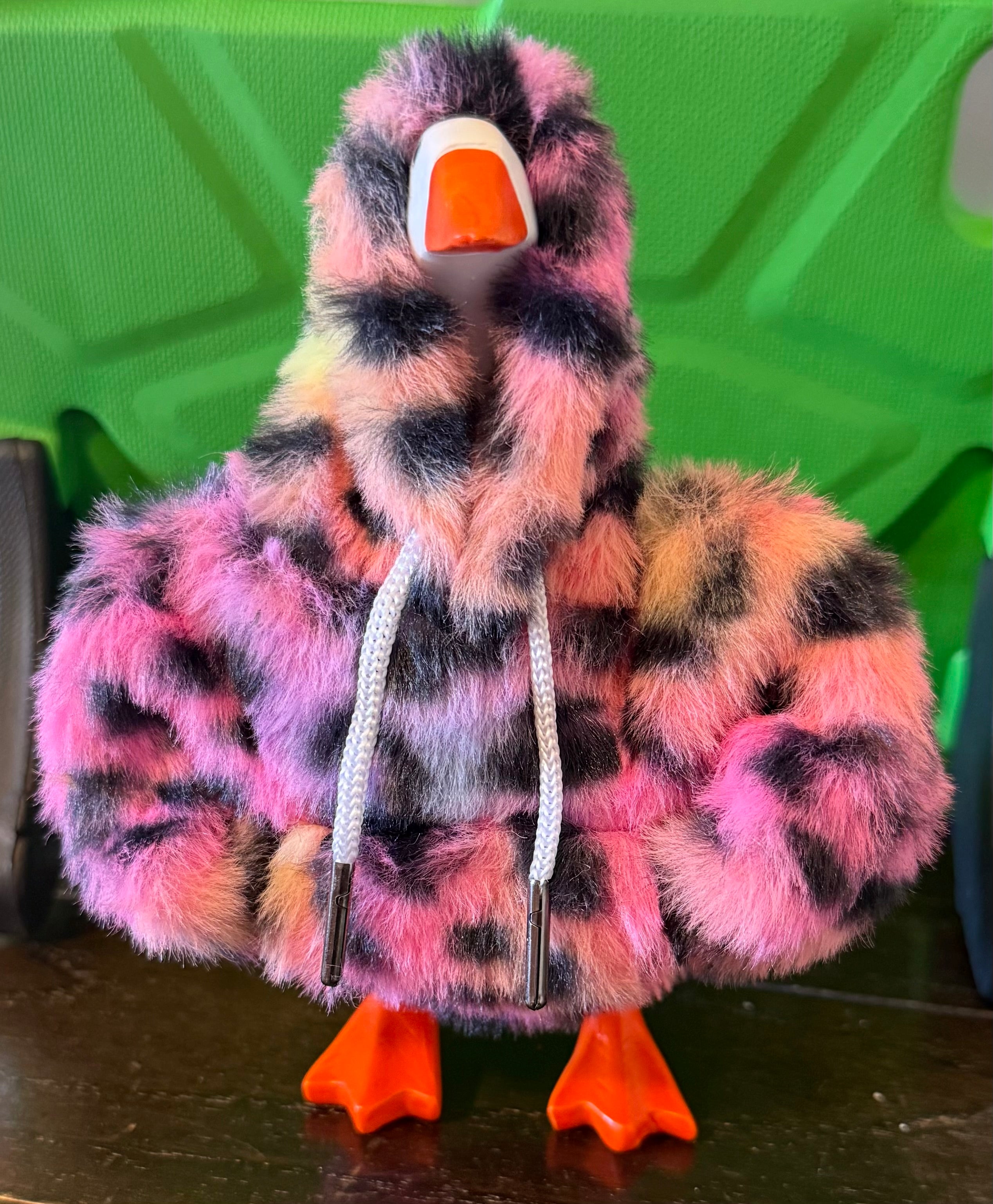 Mini 7” Goose Hoodie Outfit – Fits 7-Inch Desktop Geese
