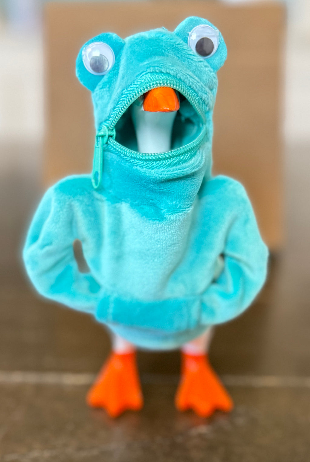Mini 7” Goose Hoodie Outfit – Fits 7-Inch Desktop Geese