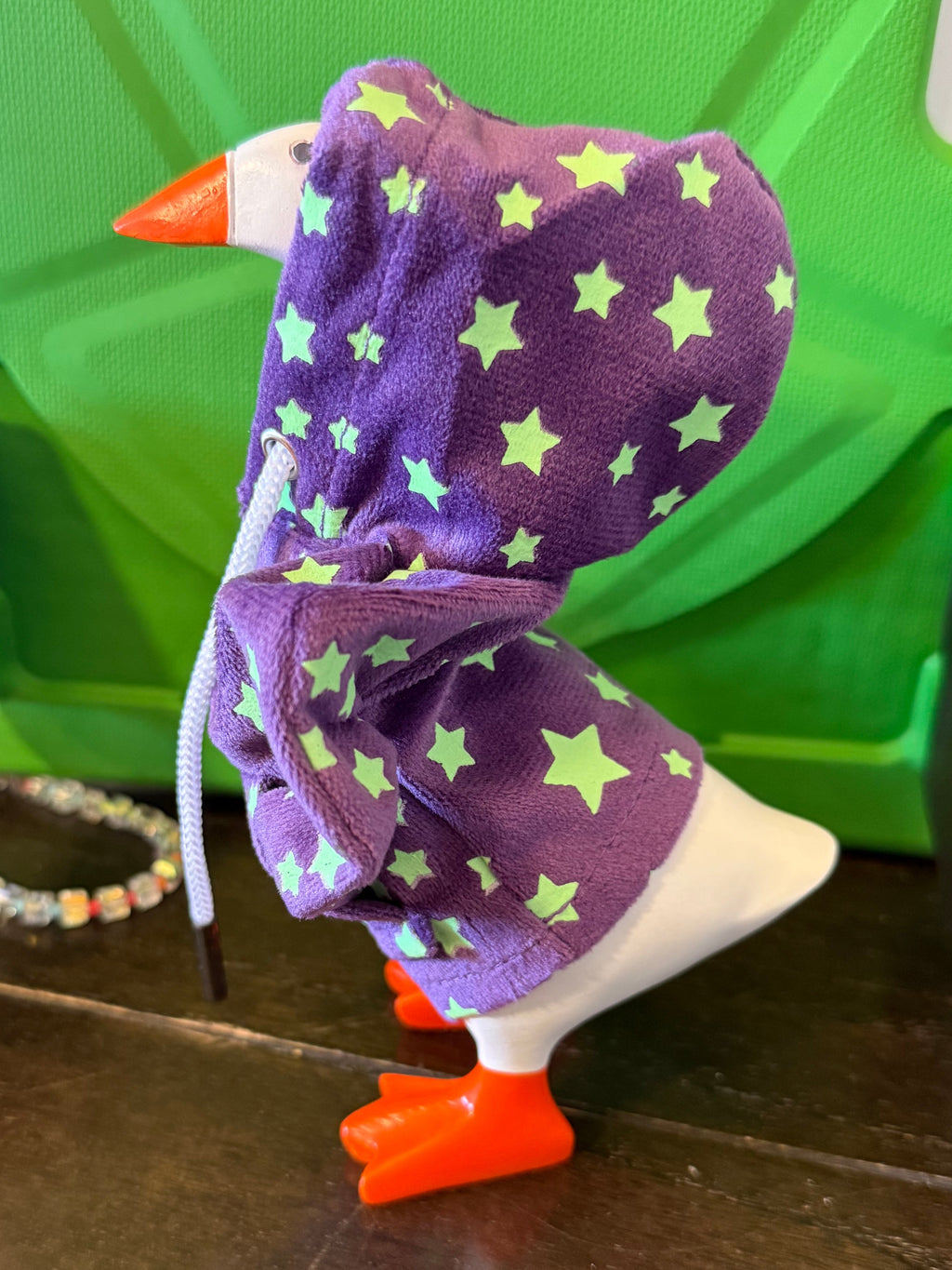 Mini 7” Goose Hoodie Outfit – Fits 7-Inch Desktop Geese