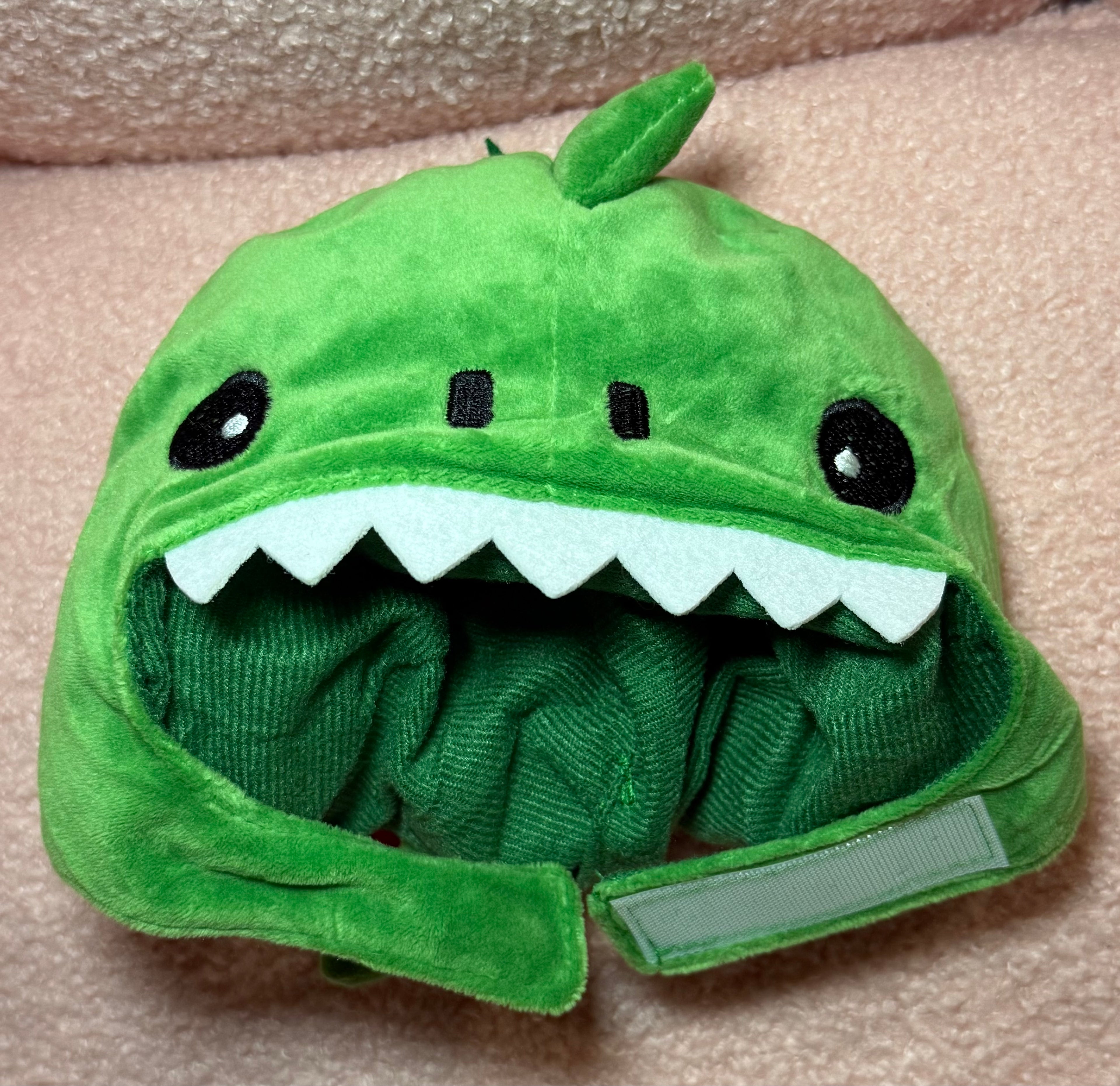 Animal Goose Hats for Porch Geese | Plush Dinosaur & Shark Goose Accessories