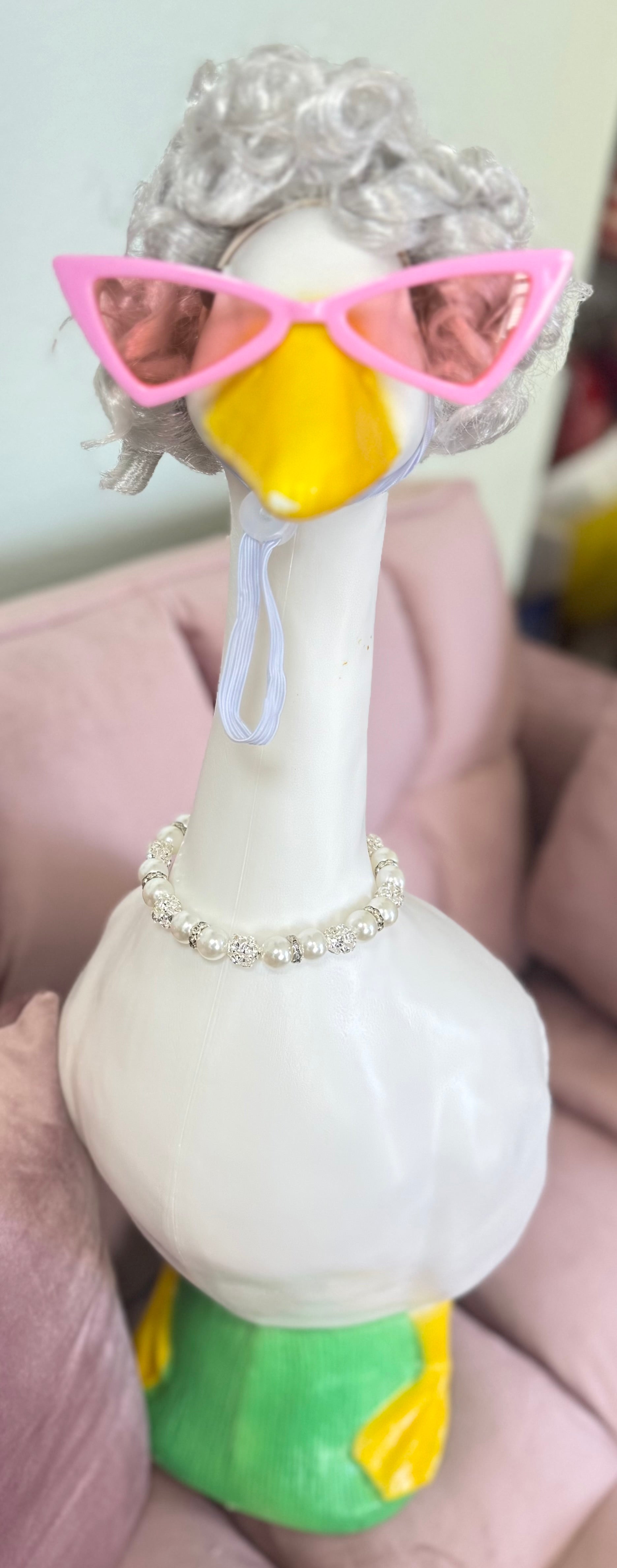 Grandmillennial Glam Goose™ Set – Silver Curl Wig, Pink Cat-Eye Sunglasses & Pearl Necklace