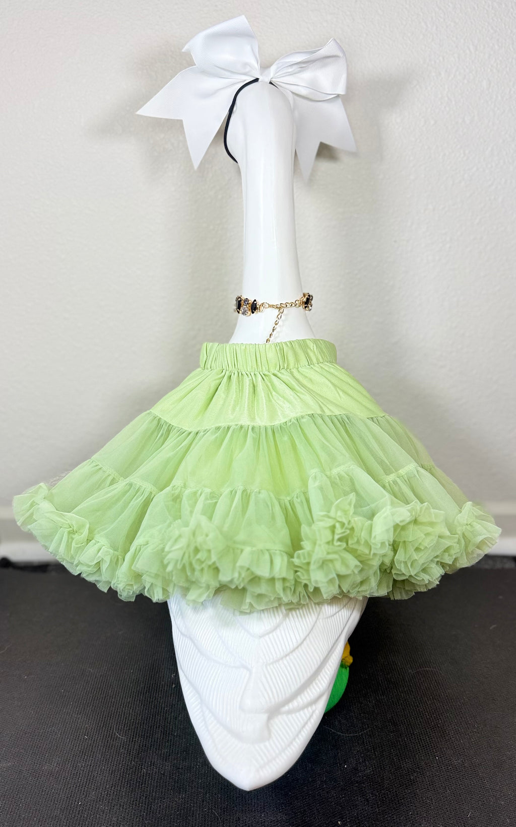 Signature Tutu Goose Outfit Set – Bow + Gem Necklace (Blush Pink, Mint Green, or Ruby Red)
